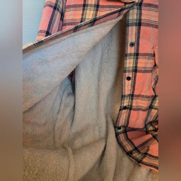 E. Luna Pink Plaid Button-Up Flannel Shirt 3X - Picture 2 of 5